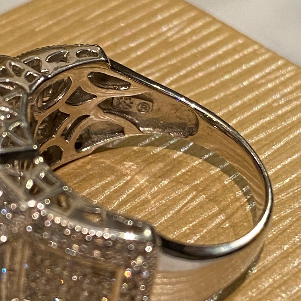 JTV RADIANT CUT RING - Picture 6 of 7